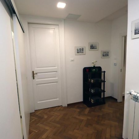 Vignola 6 Lägenhet Trieste Exteriör bild