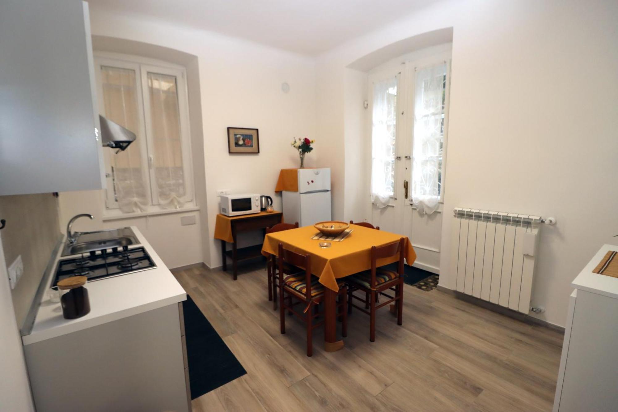 Vignola 6 Lägenhet Trieste Exteriör bild