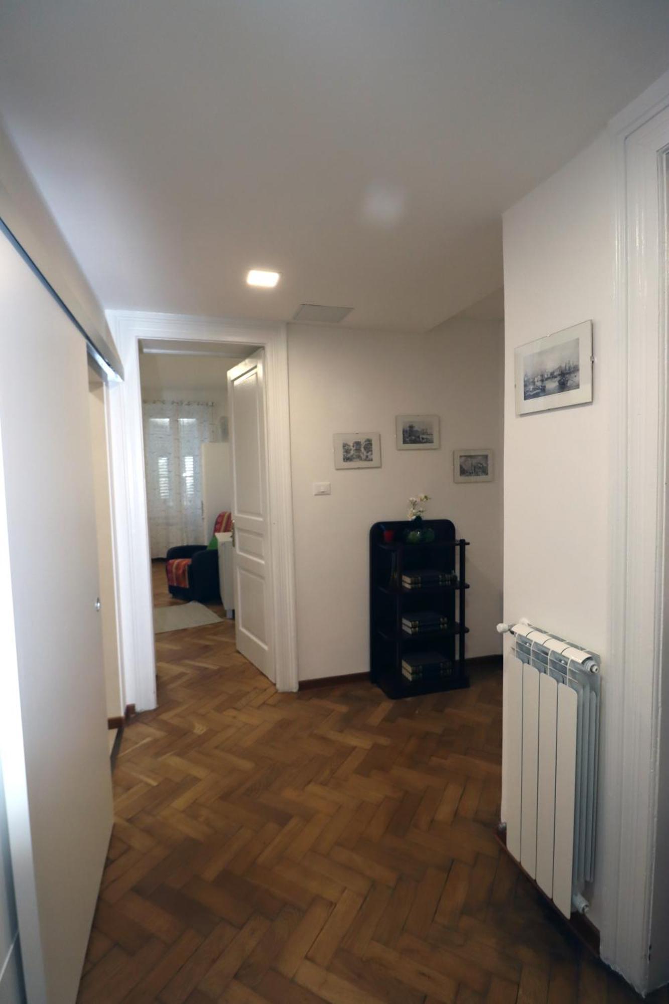 Vignola 6 Lägenhet Trieste Exteriör bild